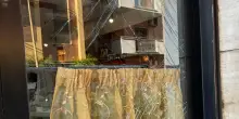 Furto nella notte al bar Affinity. Malviventi in azione di notte, rubati pochi soldi della cassa