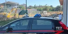 Muore in cantiere mentre lavora sotto il sole a Bologna