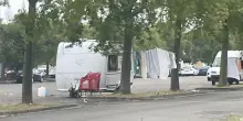 Accampamento abusivo: "Parcheggio Palapanini, il ritorno dei nomadi"