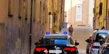 Minaccia di morte una donna: arrestato