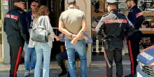 Finti corriere tentato il colpo in gioielleria, messi in fuga dal proprietario 91enne