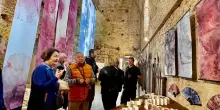 Mostra di Chan, tra caccia al tesoro e selfie