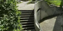 Viaggio nei quartieri. Piazza Salvo D’Acquisto prigioniera del degrado: "Mai visto nulla di simile"