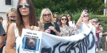 Animalisti in piazza per Diego