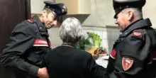 Truffano e derubano anziana e poi ripuliscono una villetta: due denunciati