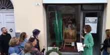 Il rilancio passa dall’arte. A passeggio tra le vetrine