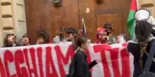 La protesta per Gaza continua, picchetto al Minghetti