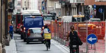 La linea Rossa del tram . Rush finale in via Lame, ultimi 230 metri in centro