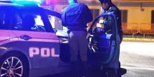 Tenta furto e rapina in poche ore, 25enne arrestato dalla polizia