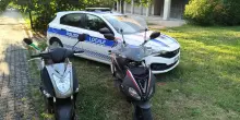 Edificio abbandonato, gli agenti trovano due scooter rubati