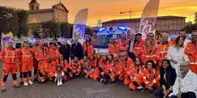 Sirene spiegate in piazza. È festa per la Croce Verde