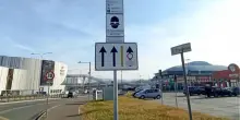 Corsia preferenziale con l’auto, multato un disabile