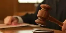 Violenza sessuale su turista, patteggiano ex allievi agenti