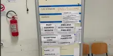 Carenza di personale e lavori in corso. Tanti disagi all’ospedale di comunità
