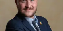 Bufera politica sulla scelta. La rabbia delle opposizioni: "Basta col clientelismo"