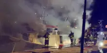 Incendio al porto di Rimini: a fuoco un peschereccio ormeggiato