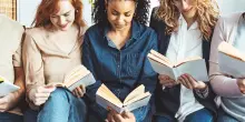 Spegni il cellulare e immergiti nella lettura (in compagnia): la festa è in biblioteca