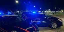 Accoltellato in viale delle Nazioni. Prosegue la caccia all’uomo