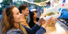 Bologna, festa in via Massarenti: eventi e strade chiuse