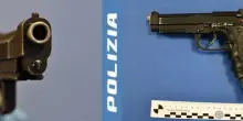Minaccia minore con la pistola per estorcergli denaro, denunciato 18enne