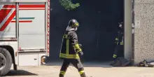 Incendio in un’azienda a Ferrara, attimi di paura