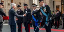 Arresti, missioni e persone salvate. Riconoscimenti ai carabinieri eroi: "Si sono distinti in attività di servizio"