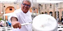 "ll pampapato, porcheria". Fuoco di fila su Massari: "Un simbolo, non si tocca"