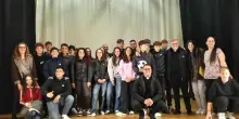 Testimonianze e speranze sul palco: "Dalla droga non si esce da soli"