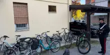 Cadelbosco Sopra, scoperto "deposito" di bici rubate