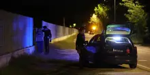 Tragedia a Pinarella: con un ragazzo sui binari, 25enne travolta e uccisa dal treno