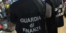 Imprenditore nei guai. C’erano in vendita decine di migliaia di prodotti illegali