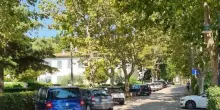 Via Cagnacci, monta la protesta: "No al parcheggio a pagamento"