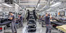 Poltrona Frau: visite gratuite, supporto psicologico ed escursioni