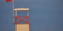 Divieto di balneazione a Rimini: per il maltempo aperti gli scarichi fognari. Ecco dove