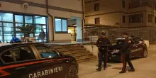 Ubriaca tampona due auto e scappa. Bloccata e denunciata una 50enne
