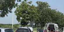 Scontro tra auto, carabiniere ferito al volto