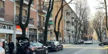 Arrestato in stazione. Ruba da un alimentari e punta una bottiglia rotta al collo del proprietario