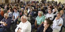 Ricci scalda la piazza: "Le Marche non crescono, la sanità è peggiorata"