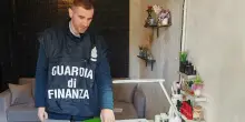Il blitz della Guardia di Finanza. Estetista abusiva nel garage Acer. Maxi-multa e materiali confiscati
