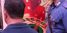 Sale giochi nel mirino. Minore sorpreso alle slot. Stangata per il gestore