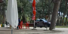 Jesi, ragazzino rapinato ai giardini per una felpa griffata: arrestato 21enne