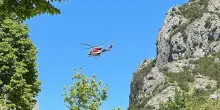 Inghiottito dal fiume. Un 31enne annega nel Candigliano: disperate grida d’aiuto
