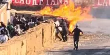 Bomba carta al rally. Scarcerato il 18enne
