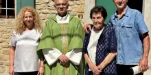 Piazza e scuola nuove, doppia festa a Camatta