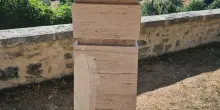 Basamento per Tambroni vandalizzato