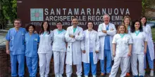 Bimbo sordo di 1 anno riacquista l’udito grazie a un impianto ‘smart’