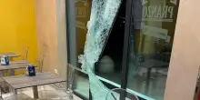 Raid nel bar Rosso Blu, razzia di gratta & vinci. Banda ripresa nei video