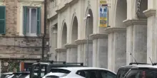 Parcheggi, rifiuti e movida. I residenti scrivono al sindaco: "Vogliamo un centro più vivibile"