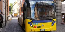 Autobus, scontro tra Comune e Seta: "Tradite le promesse di rilancio. E vogliono rincarare i biglietti"