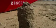 Bomba in riva al mare: chiamati gli artificieri per la bonifica